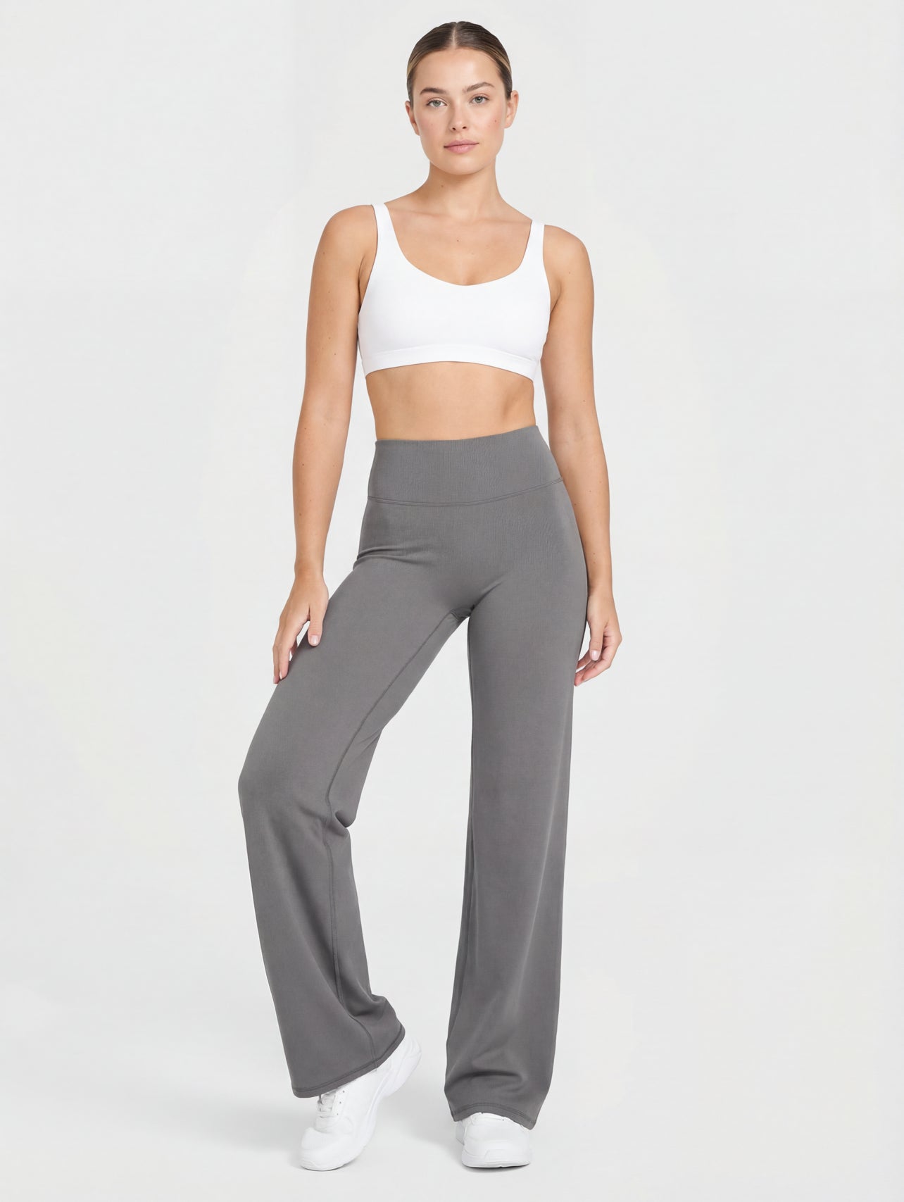 Uttal Straight Wide-Leggings - Gray
