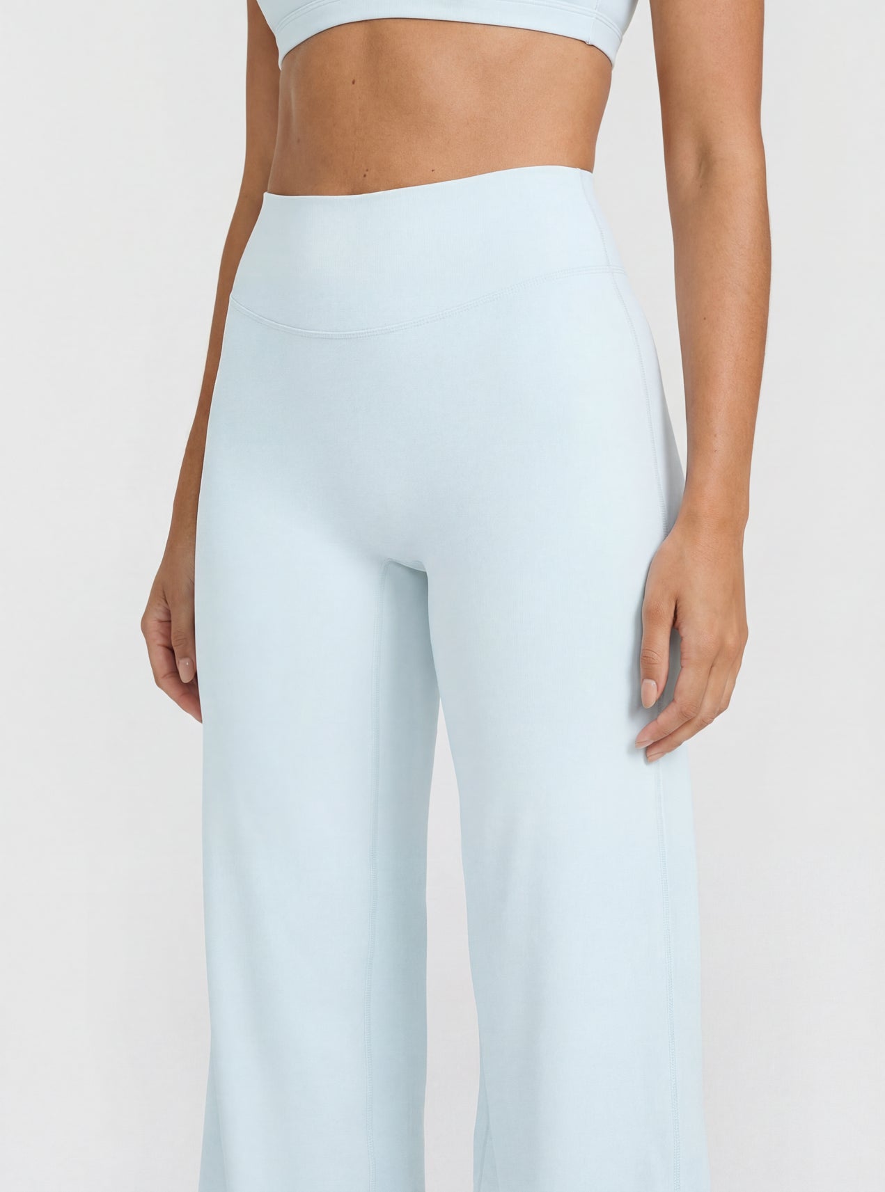 Uttal Straight Wide-Leggings - ICY Blue