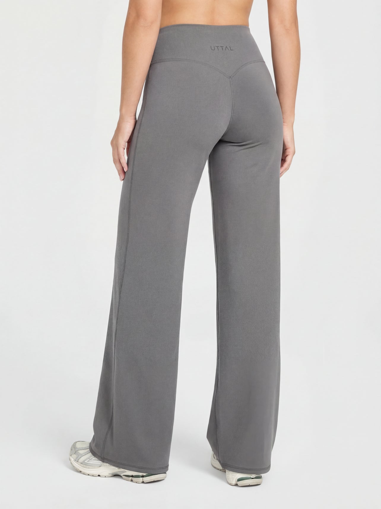 Uttal Straight Wide-Leggings - Gray